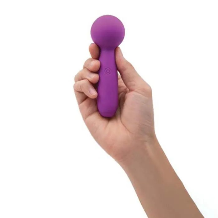 Bodywand Vibrators Bodywand Lolli Mini Wand Purple 11 cm USB Rechargeable Mini Massage Wand Bodywand Vibrators Bodywand Lolli Mini Wand Purple 11 cm USB Rechargeable Mini Massage Wand