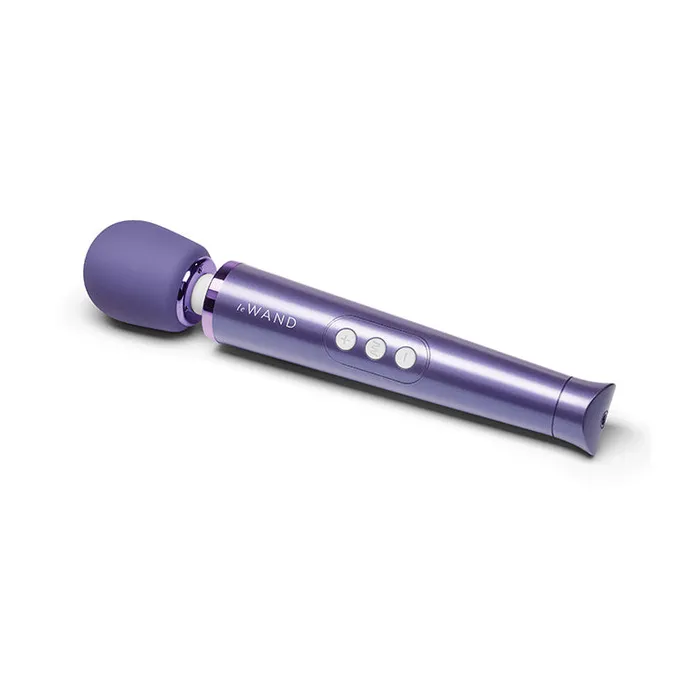 Le Wand Female Sex Toys Le Wand Petite Rechargeable Massager