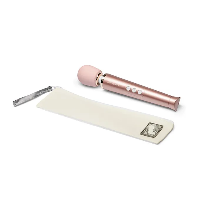 Le Wand Female Sex Toys Le Wand Petite Rechargeable Massager